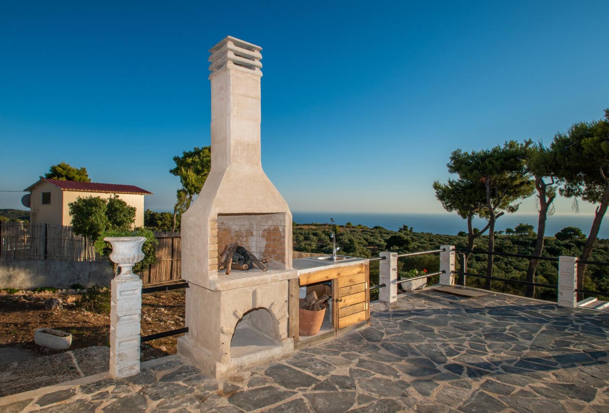 Pefki Villa *
